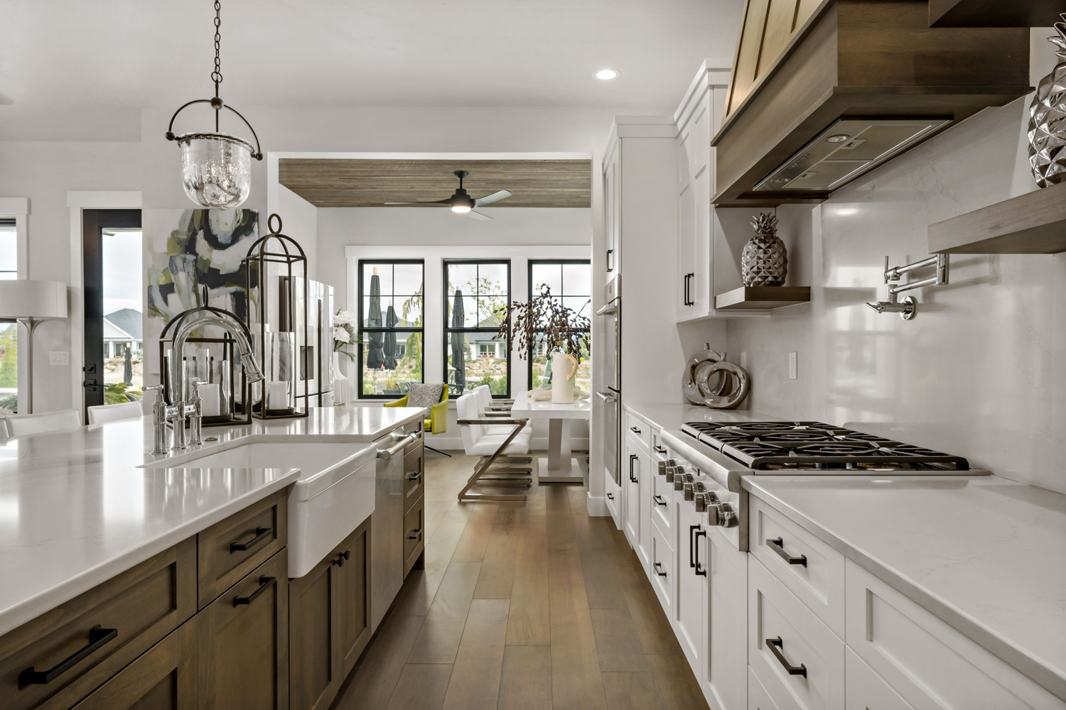 1356 N Truman Avenue photo 13