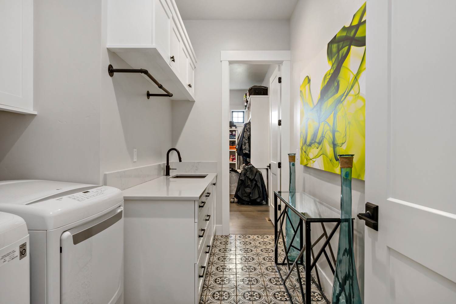 1356 N Truman Avenue photo 27