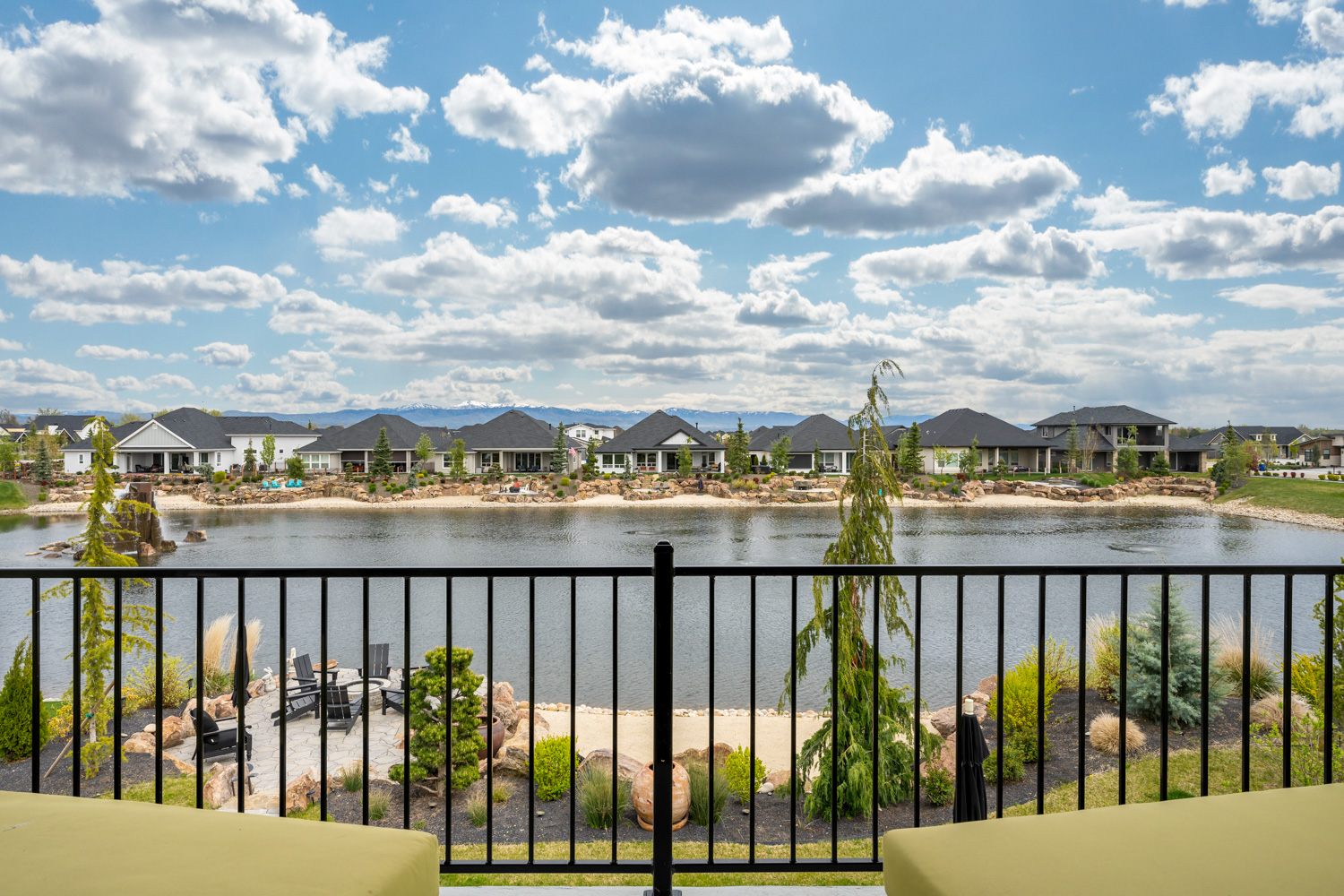 1356 N Truman Avenue photo 31