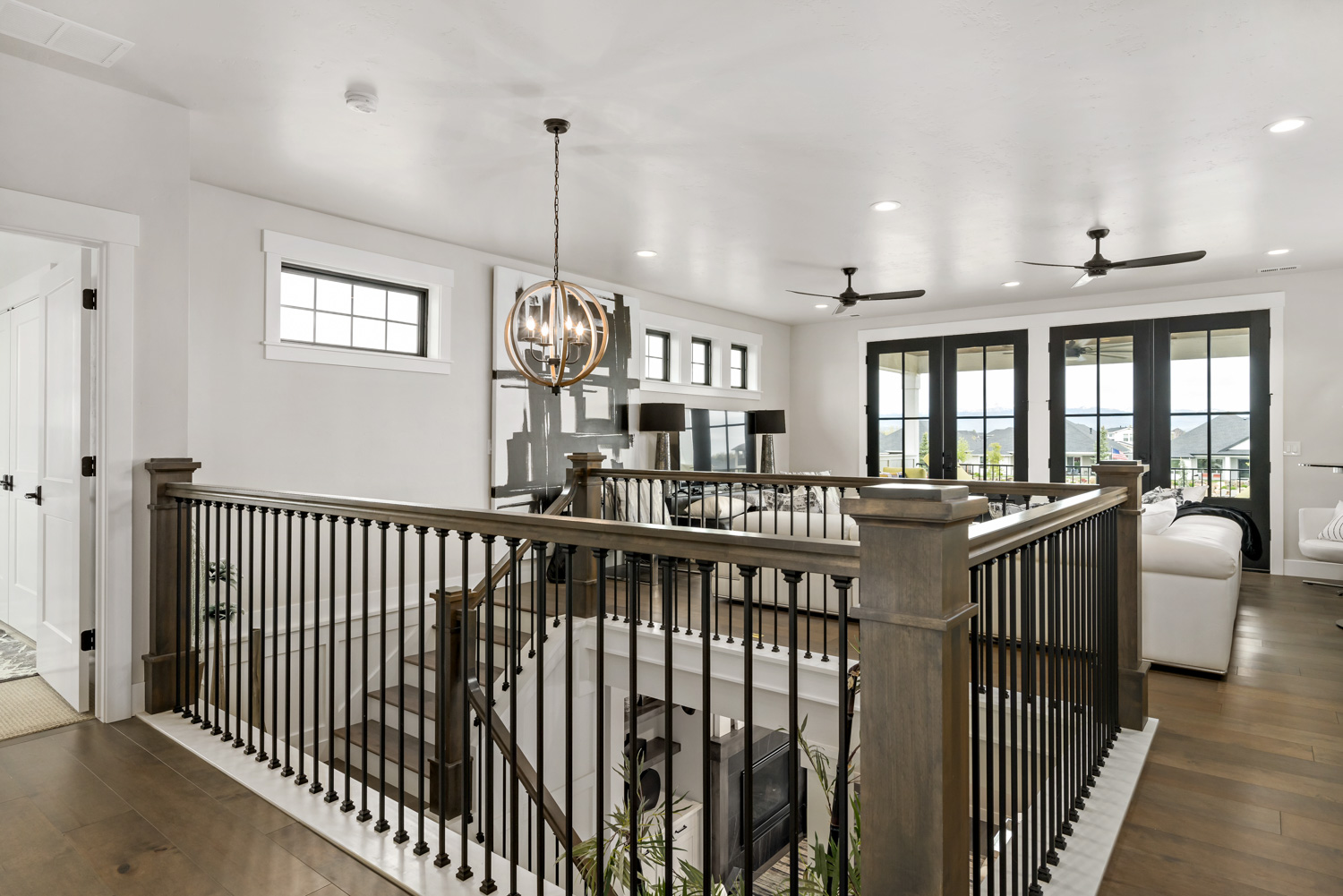 1356 N Truman Avenue photo 34