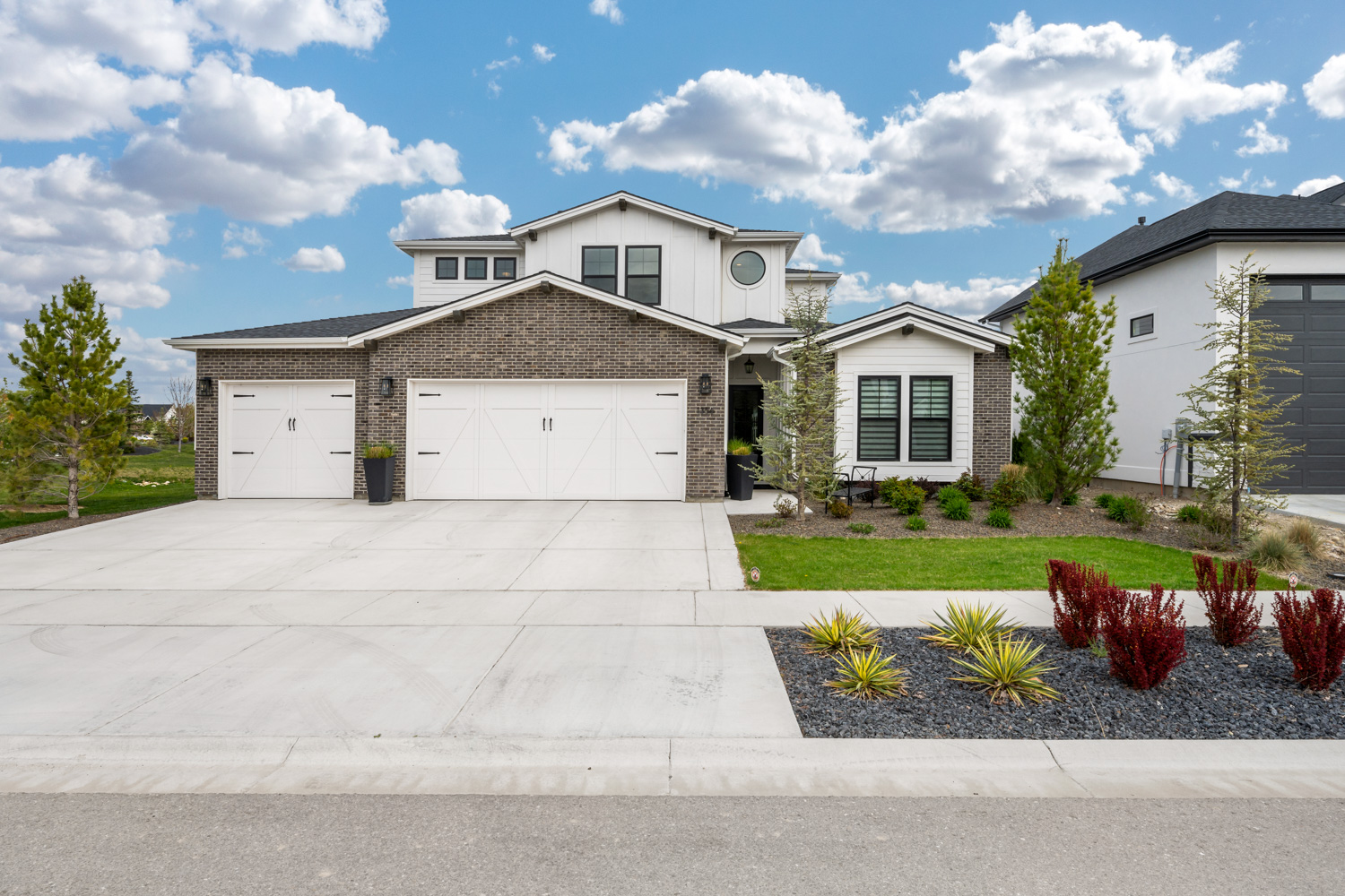 1356 N Truman Avenue photo 36