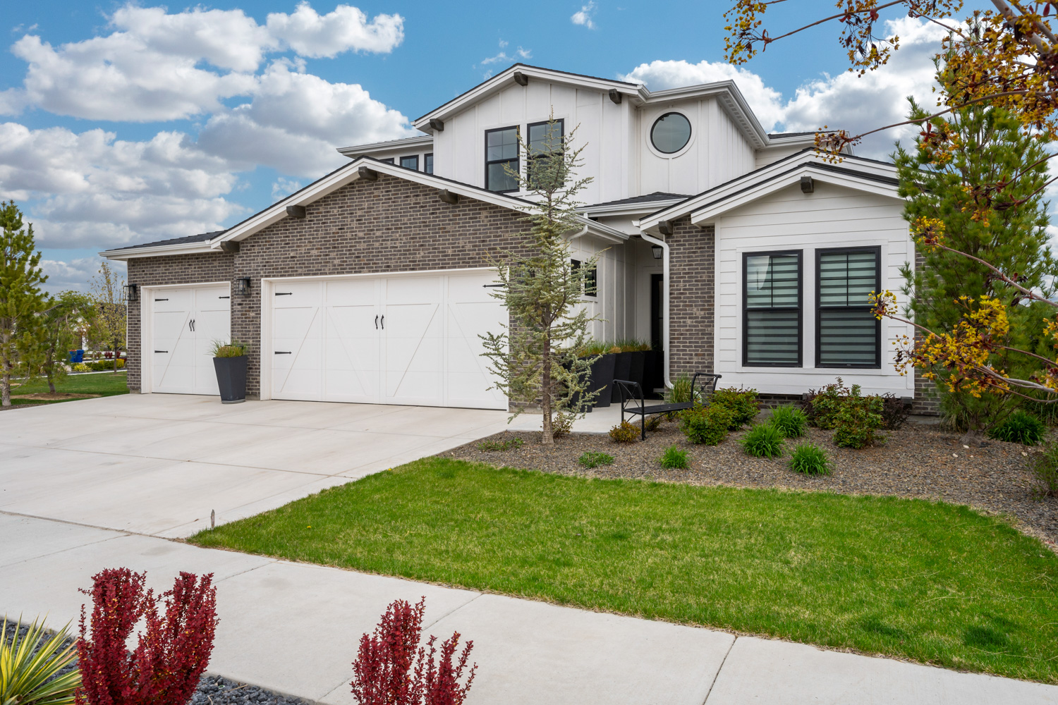 1356 N Truman Avenue photo 37