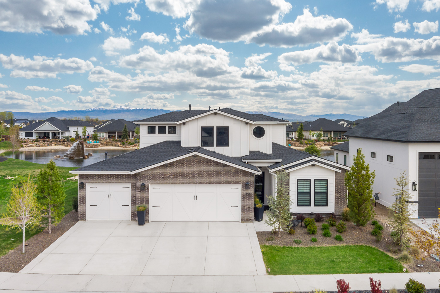 1356 N Truman Avenue photo 47