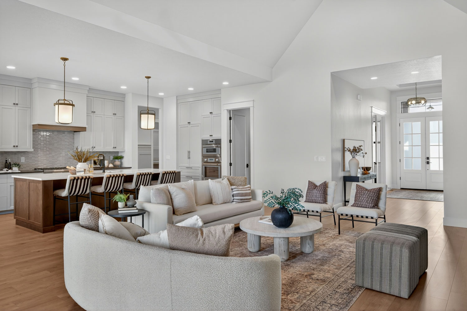 6228 W Evita Street modern farmhouse open-concept living and kitchen