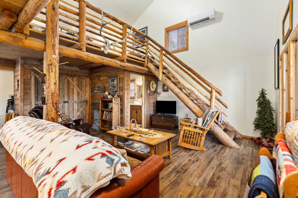 62924 Wolf Creek Lane photo 24