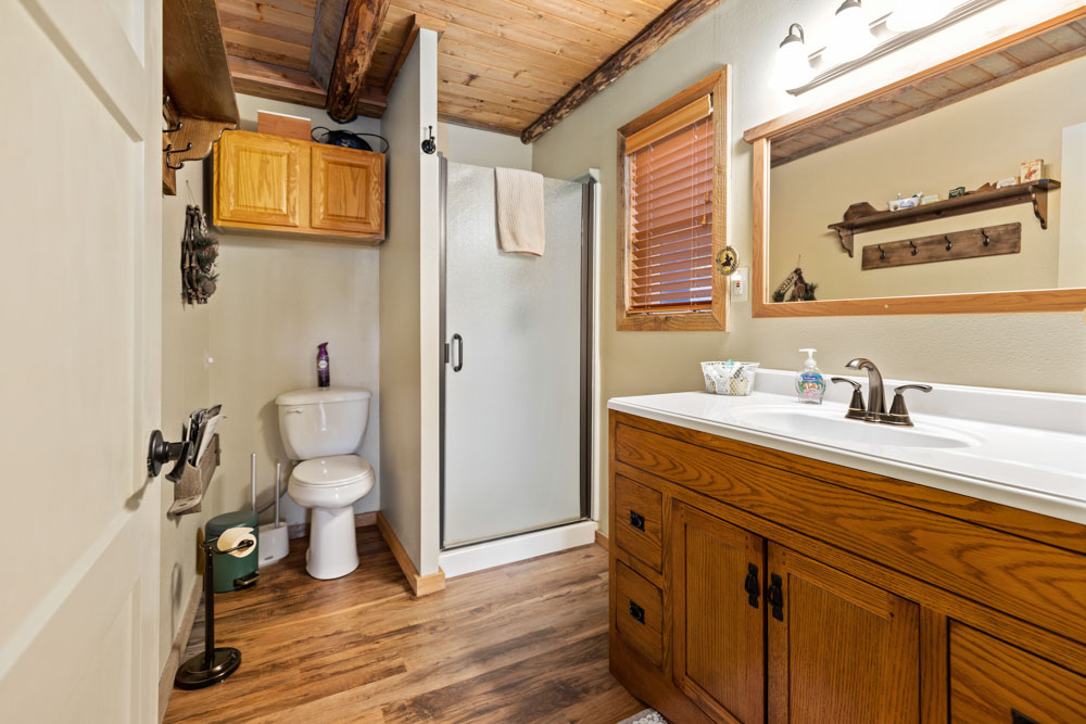 62924 Wolf Creek Lane photo 25