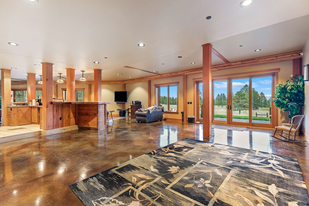 62924 Wolf Creek Lane photo 70