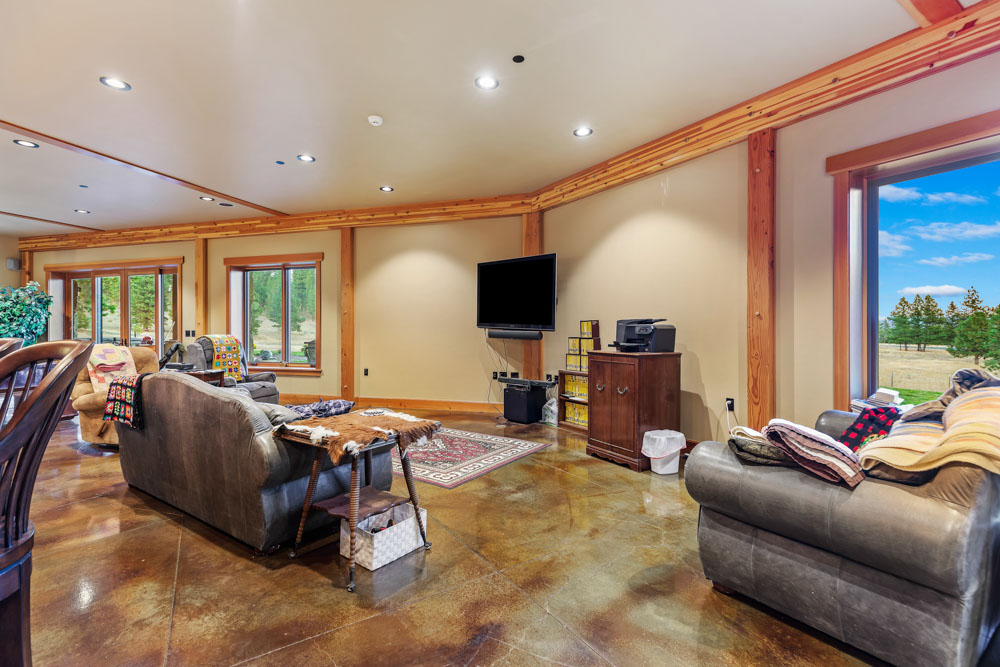 62924 Wolf Creek Lane photo 71