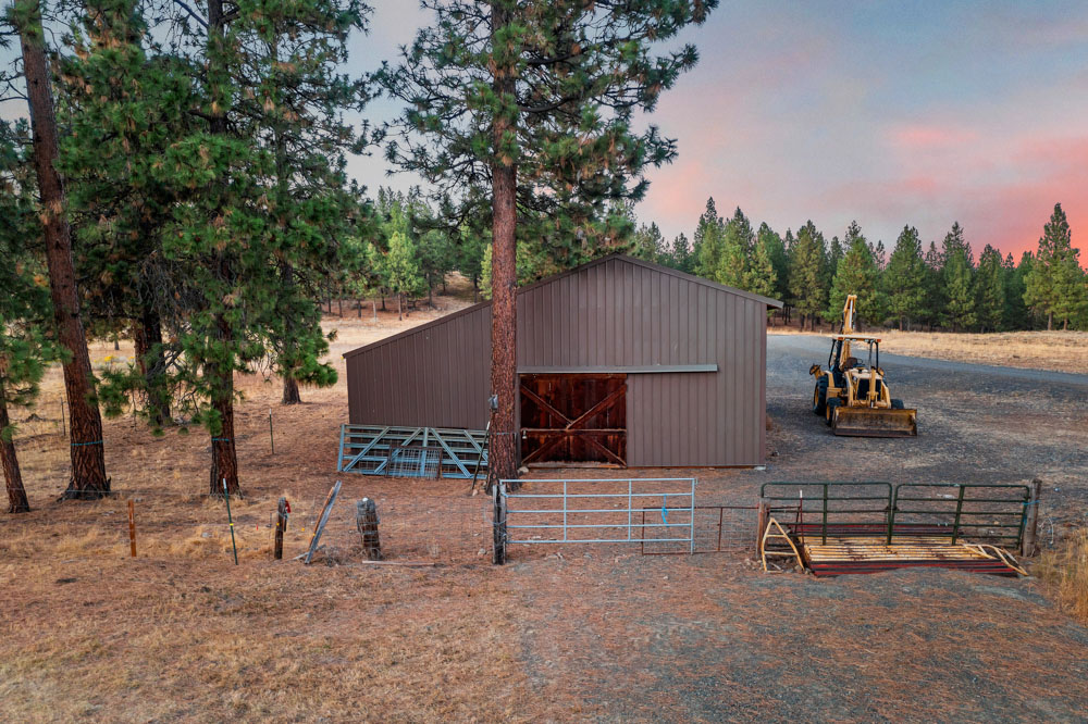 62924 Wolf Creek Lane photo 110