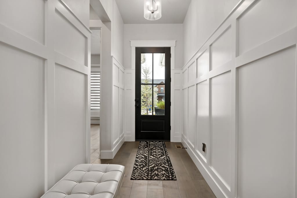 1356 N Truman Avenue photo 1