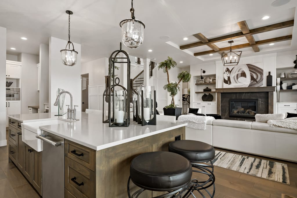 1356 N Truman Avenue photo 15