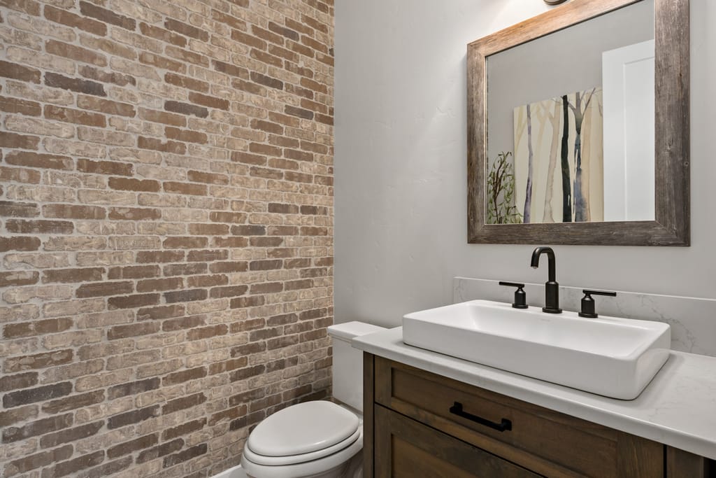 1356 N Truman Avenue photo 18