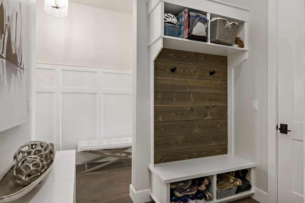 1356 N Truman Avenue photo 26