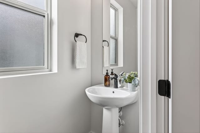 1715 S Rock View Drive photo 22