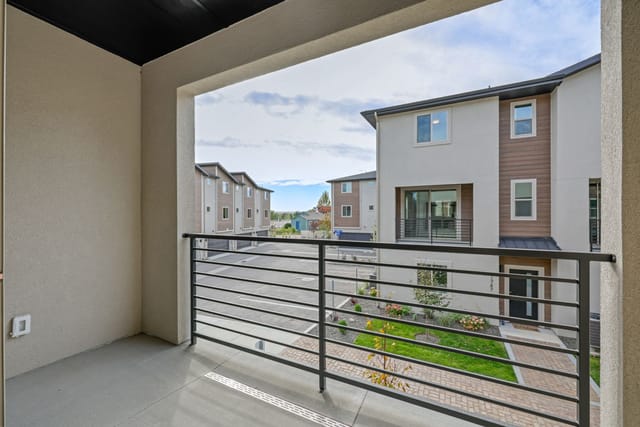 1715 S Rock View Drive photo 23