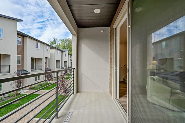 1715 S Rock View Drive photo 24