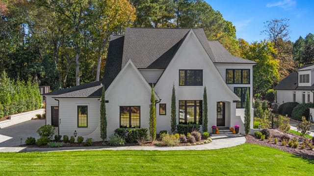 Nottingham Drive exterior