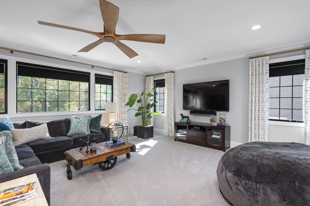 417 Nottingham Drive photo 24