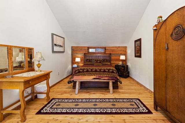 62924 Wolf Creek Lane photo 27