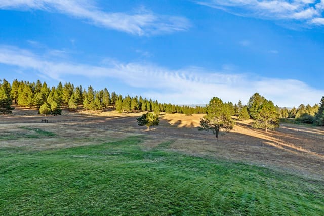 62924 Wolf Creek Lane photo 37