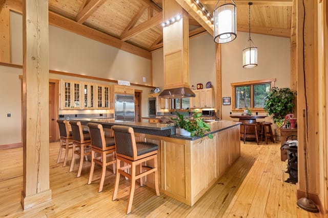 62924 Wolf Creek Lane photo 43