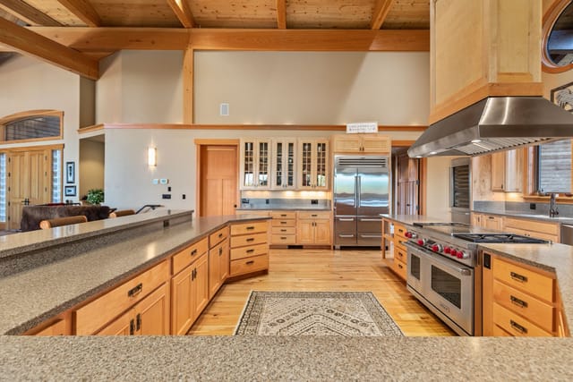 62924 Wolf Creek Lane photo 44