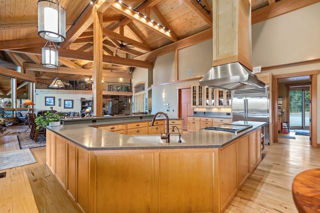 62924 Wolf Creek Lane photo 47