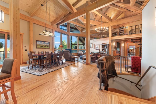 62924 Wolf Creek Lane photo 49