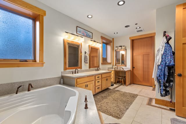 62924 Wolf Creek Lane photo 62