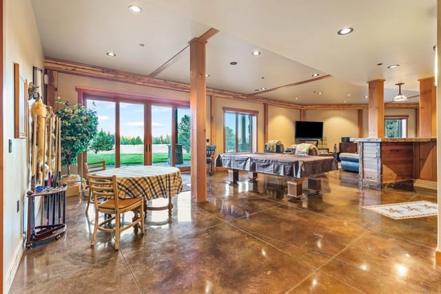 62924 Wolf Creek Lane photo 69