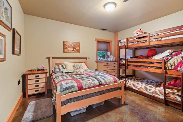 62924 Wolf Creek Lane photo 76