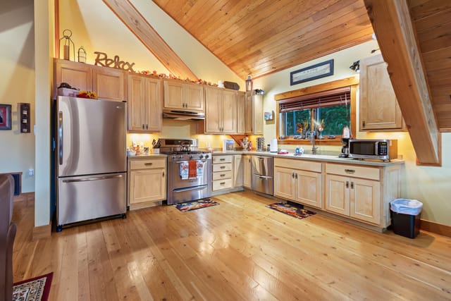 62924 Wolf Creek Lane photo 85