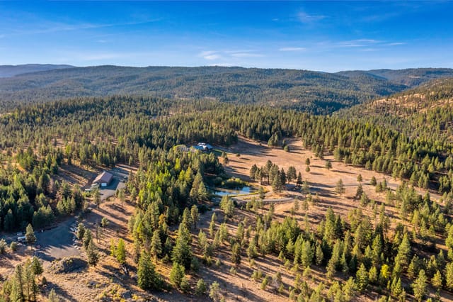 62924 Wolf Creek Lane photo 93