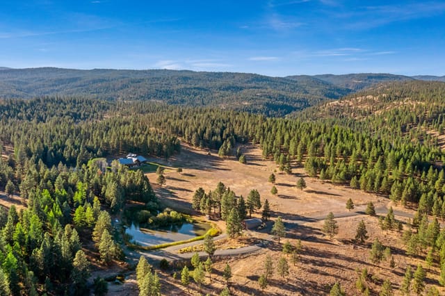 62924 Wolf Creek Lane photo 94