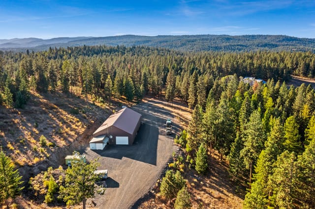 62924 Wolf Creek Lane photo 95